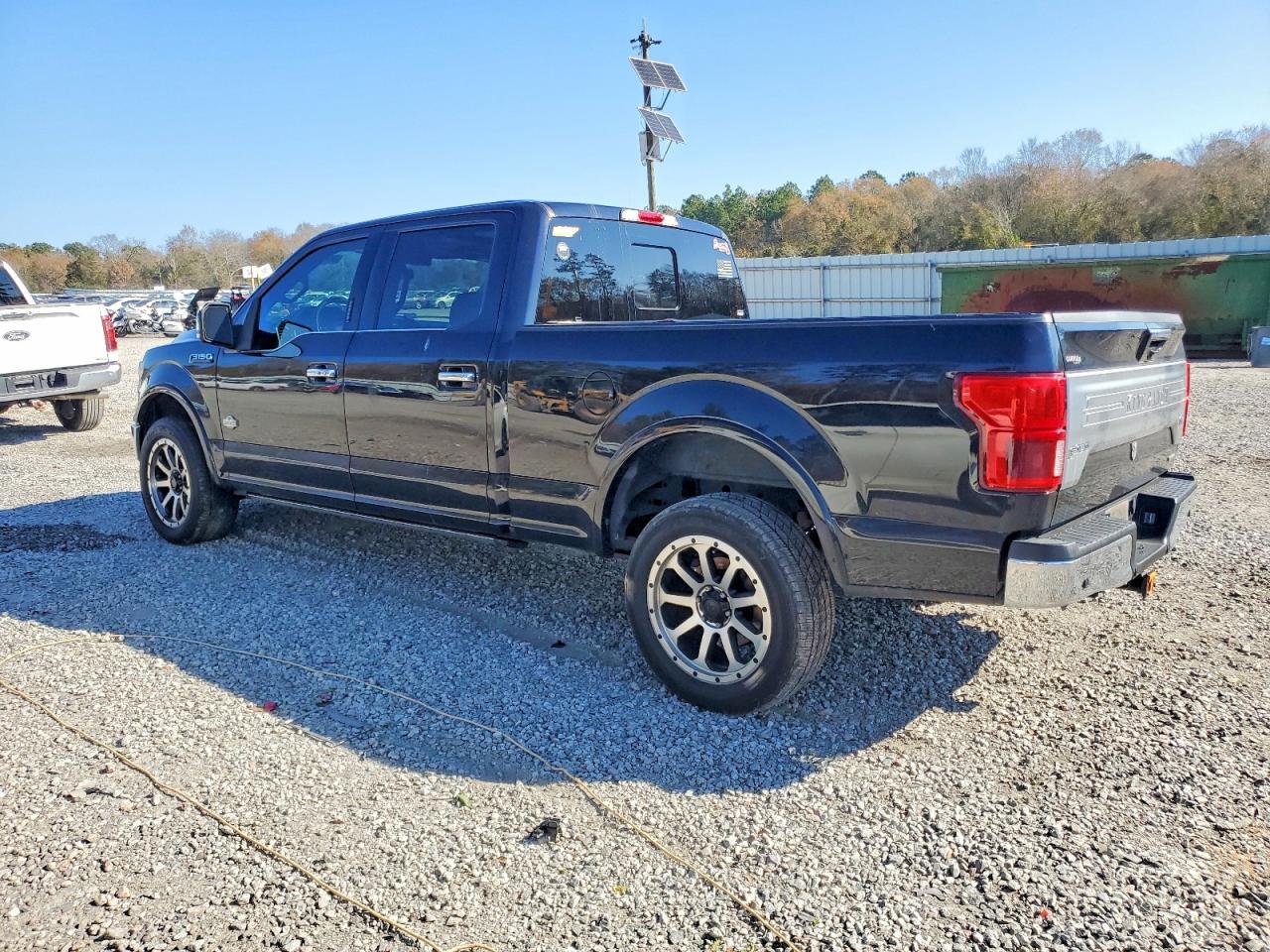 2019 FORD F150 SUPERCREW photo 2