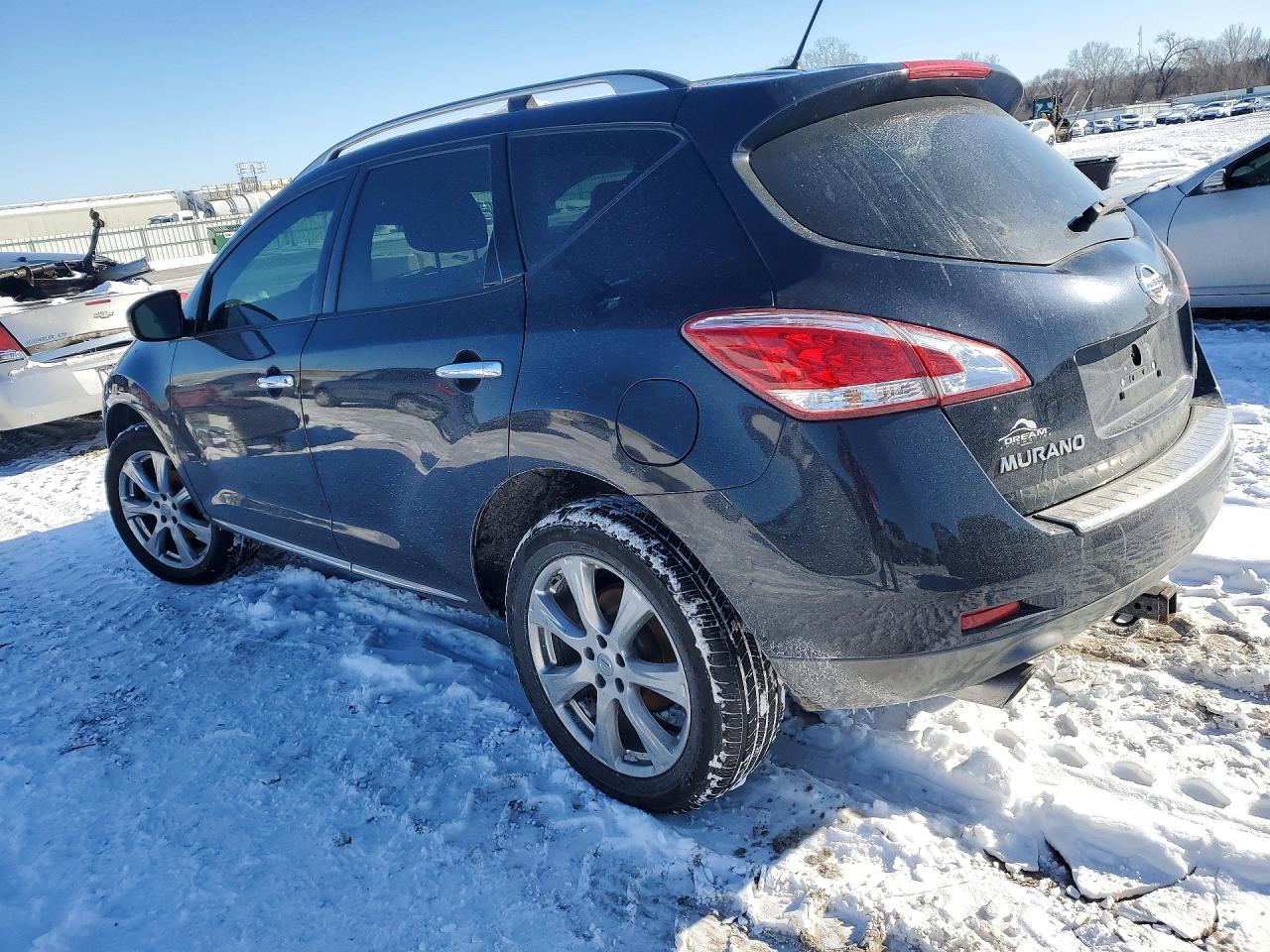 2014 NISSAN MURANO S photo 2