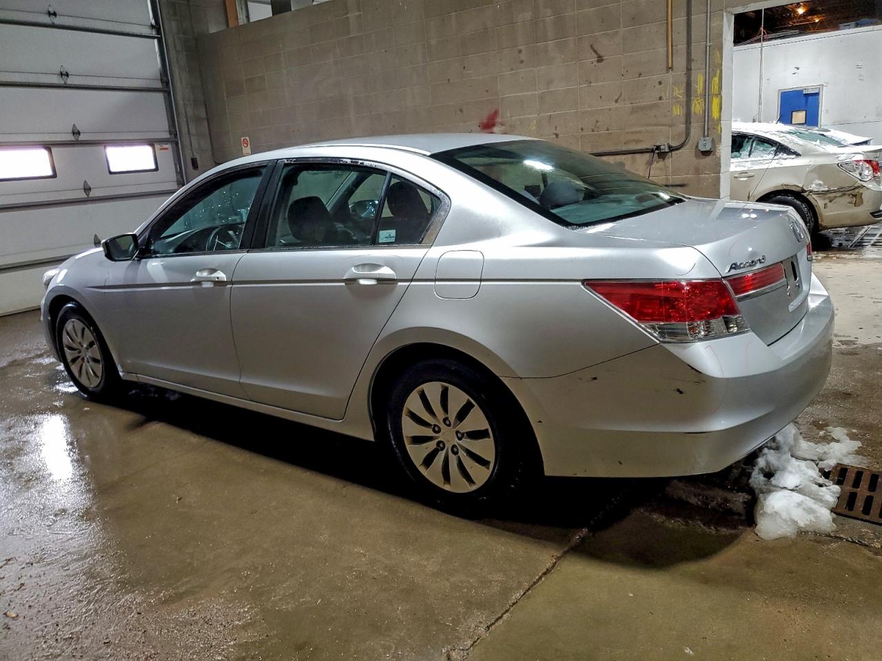 2012 HONDA ACCORD LX photo 4