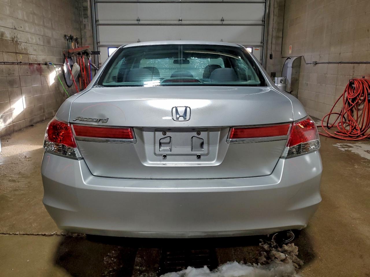 2012 HONDA ACCORD LX photo 16