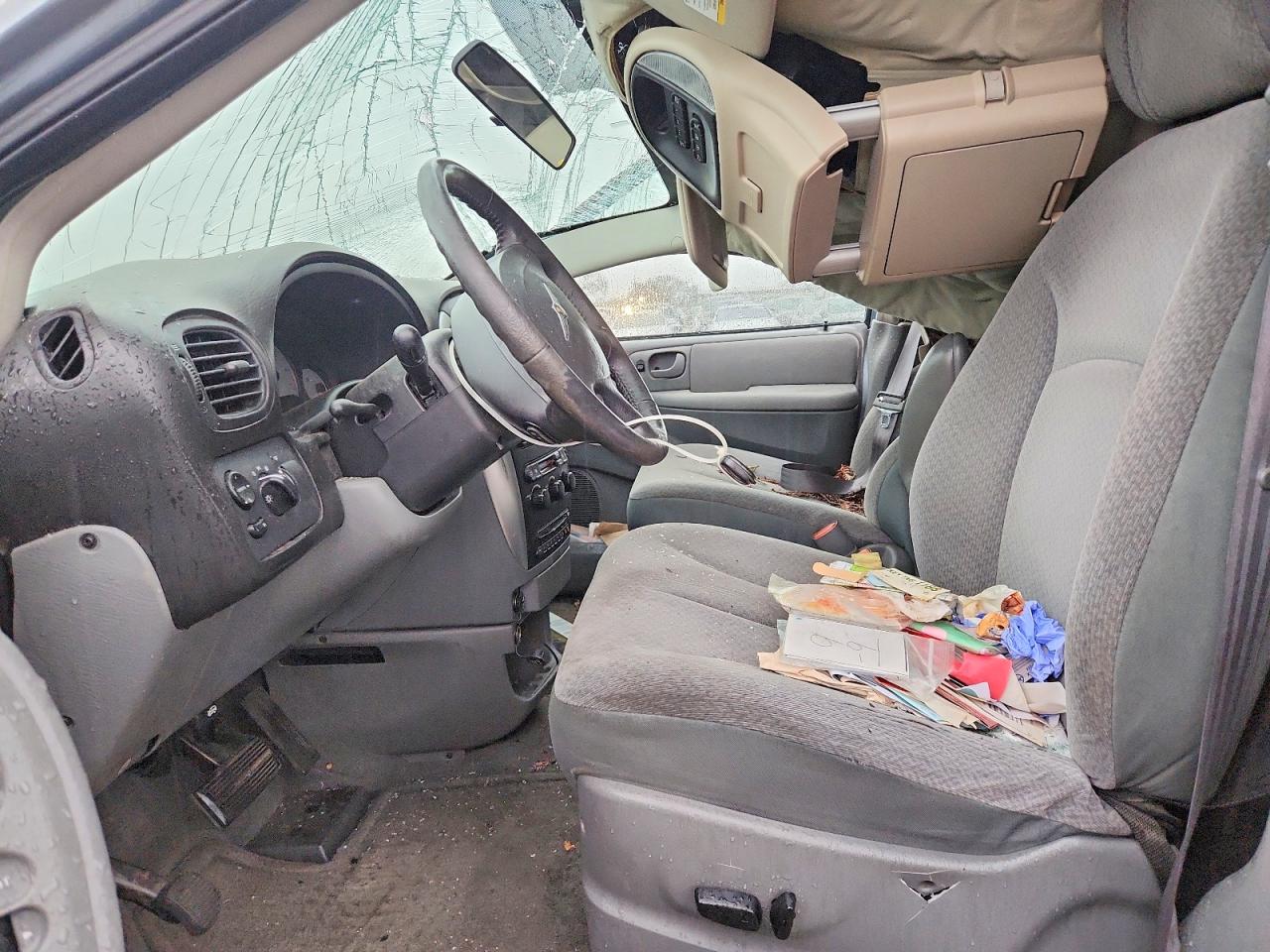 2005 CHRYSLER TOWN & COUNTRY TOURING photo 13