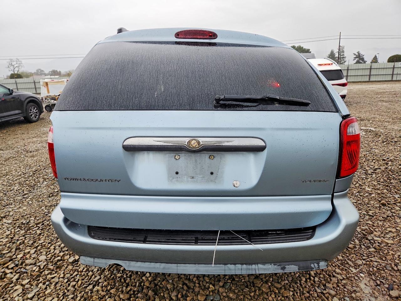 2005 CHRYSLER TOWN & COUNTRY TOURING photo 11