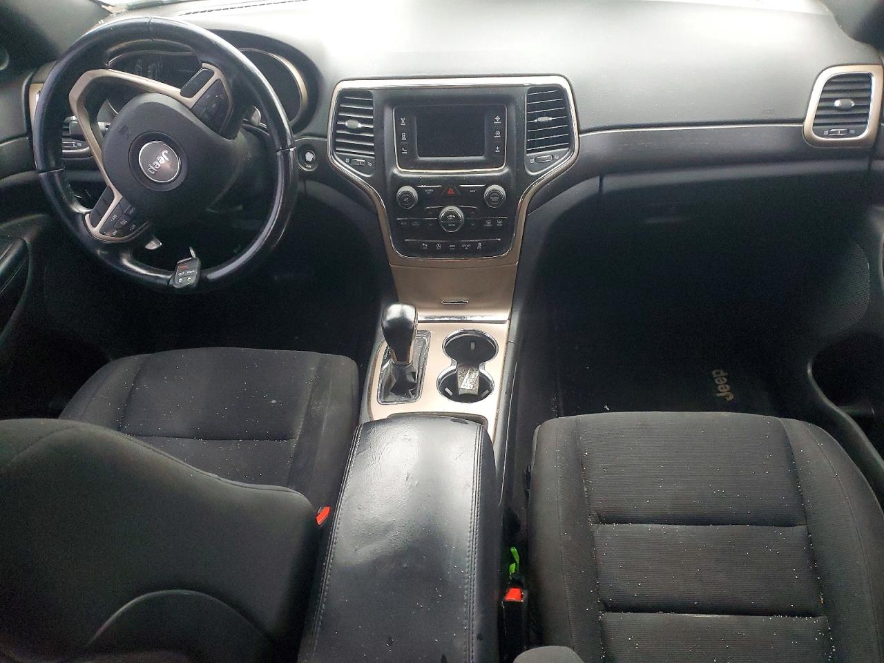 2016 JEEP GRAND CHEROKEE LAREDO photo 8