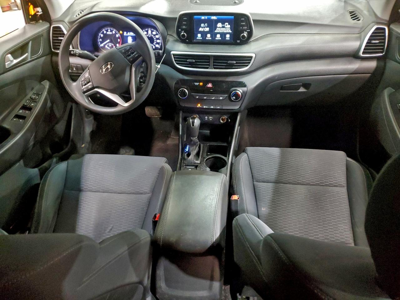 2019 HYUNDAI TUCSON SE photo 8