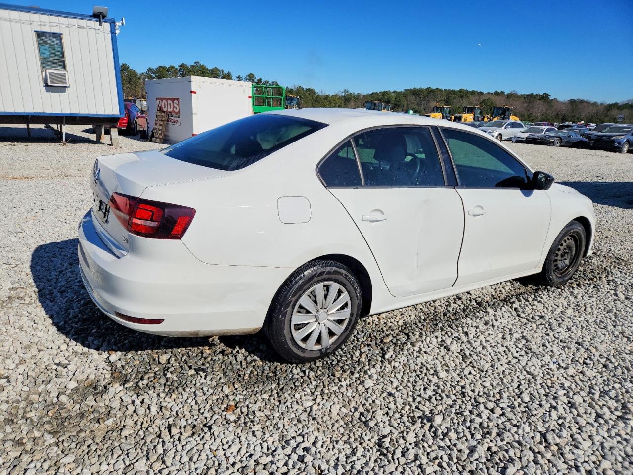 2016 VOLKSWAGEN JETTA S photo 3