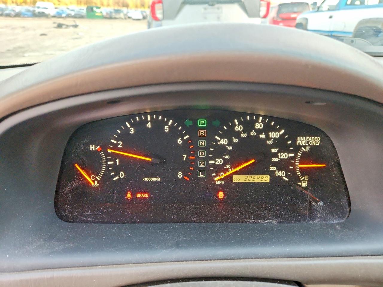 2000 LEXUS ES 300 photo 9