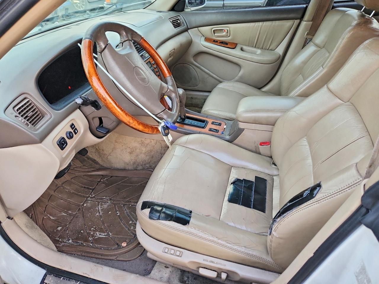 2000 LEXUS ES 300 photo 7