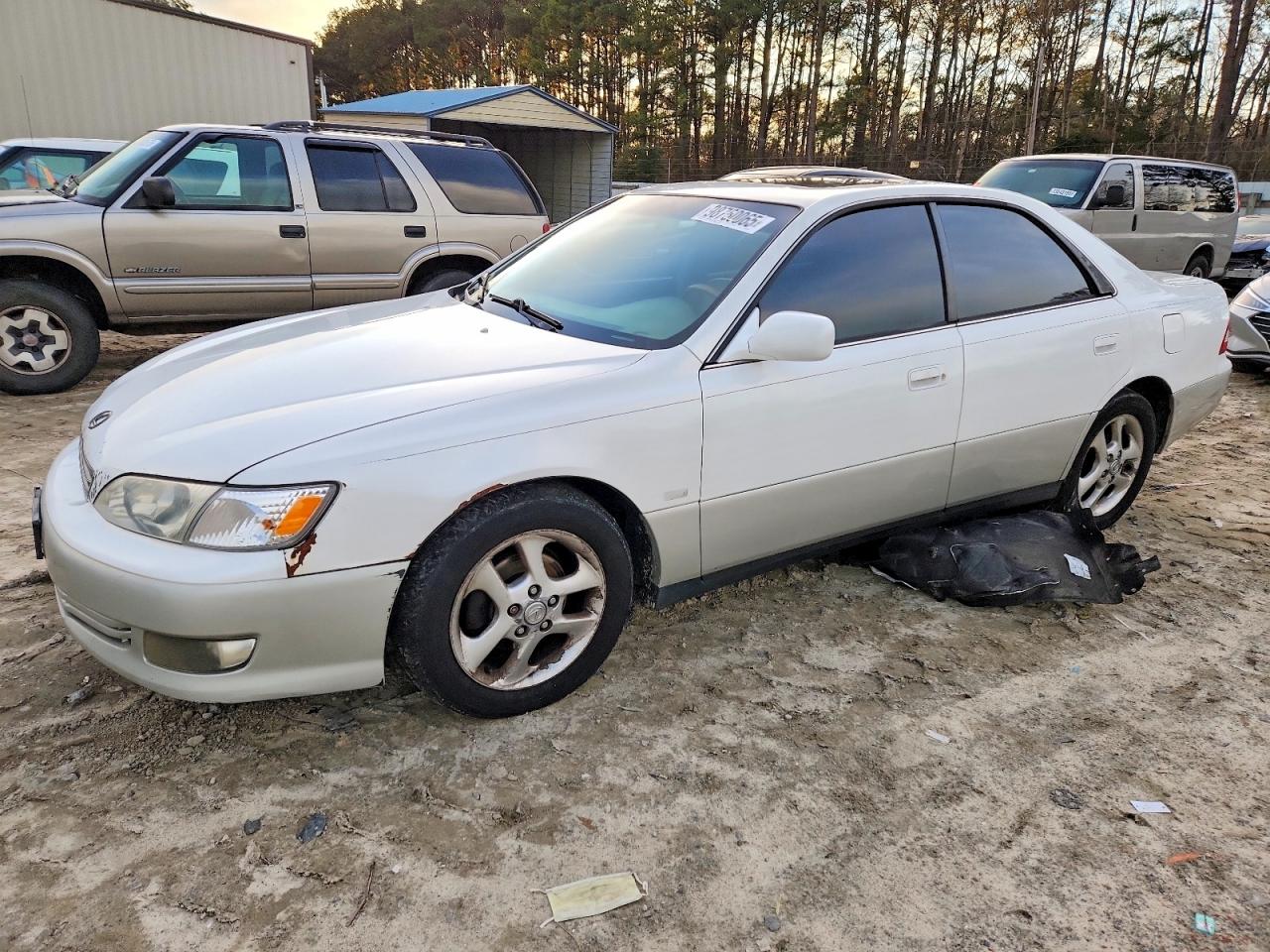 2000 LEXUS ES