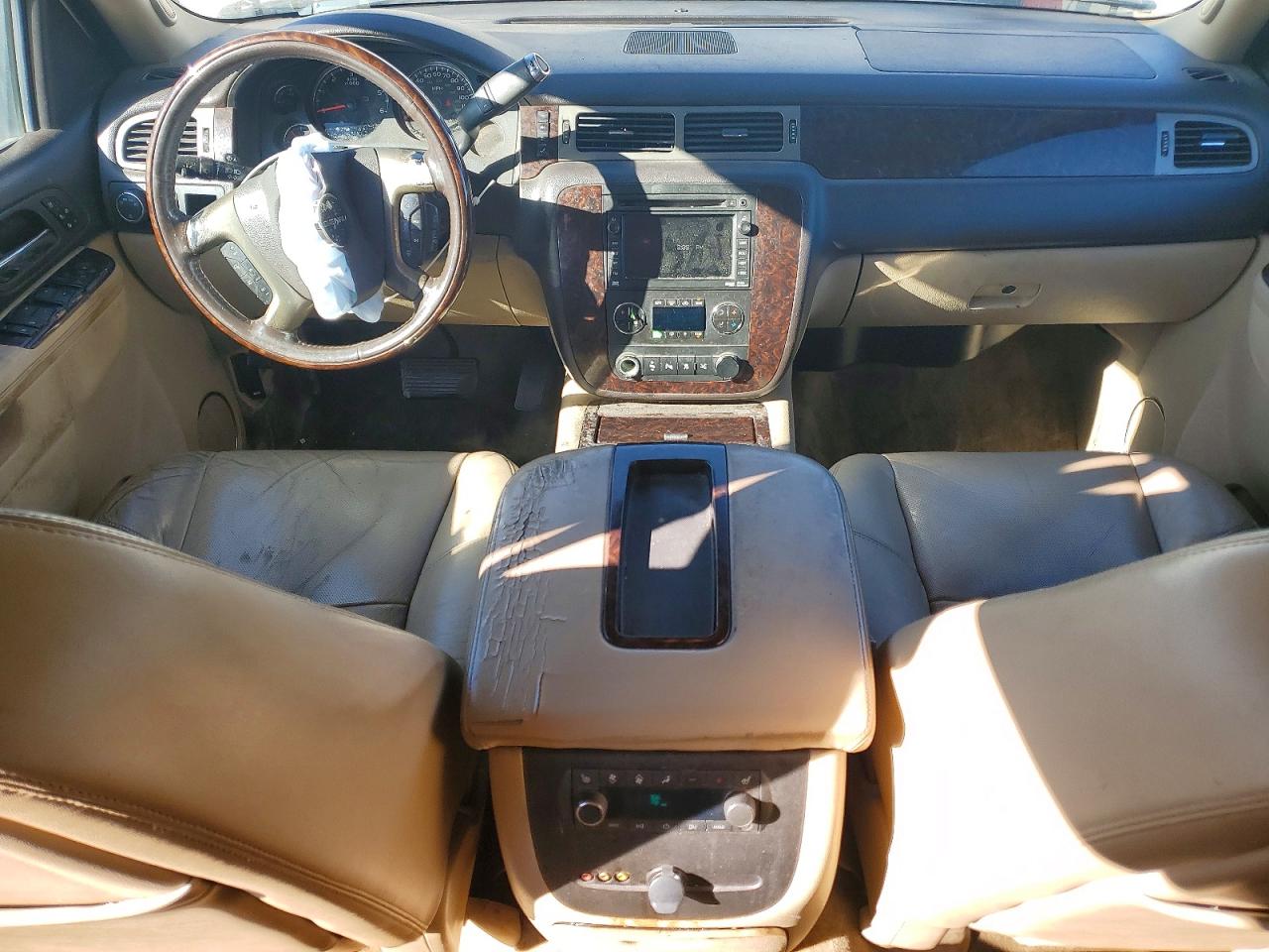 2011 GMC YUKON XL DENALI photo 8