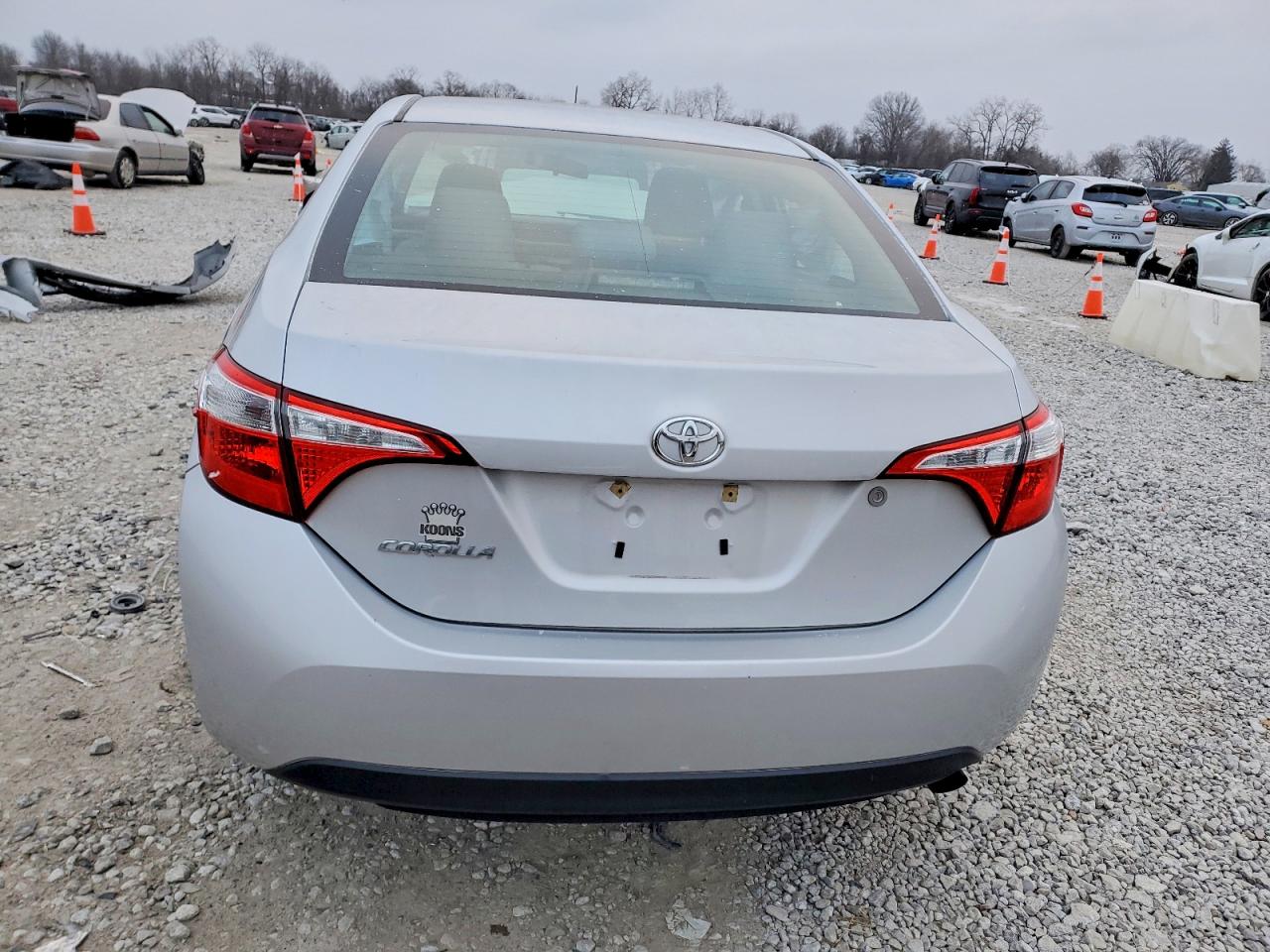 2014 TOYOTA COROLLA L photo 6