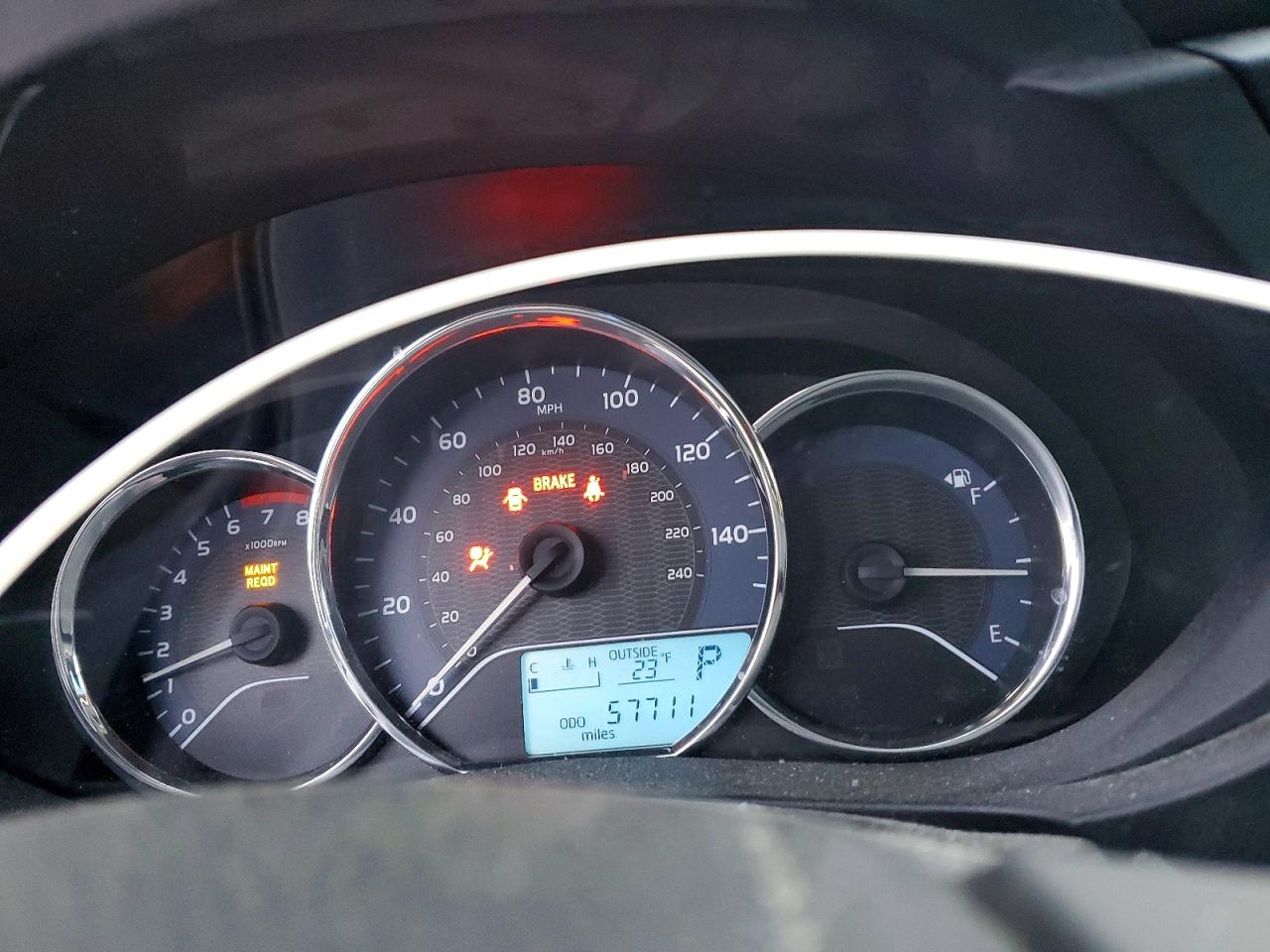 2014 TOYOTA COROLLA L photo 9