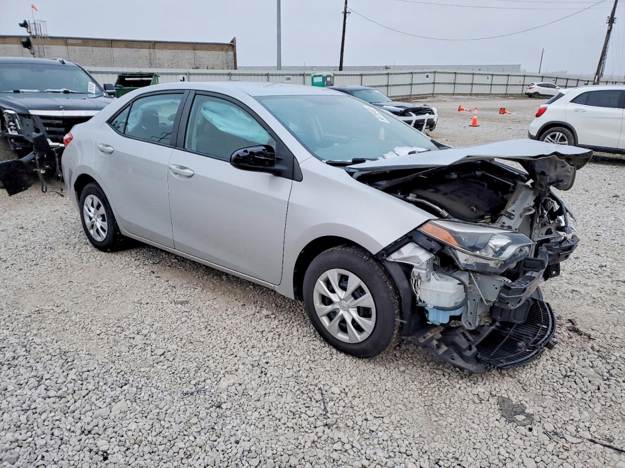 2014 TOYOTA COROLLA L photo 4