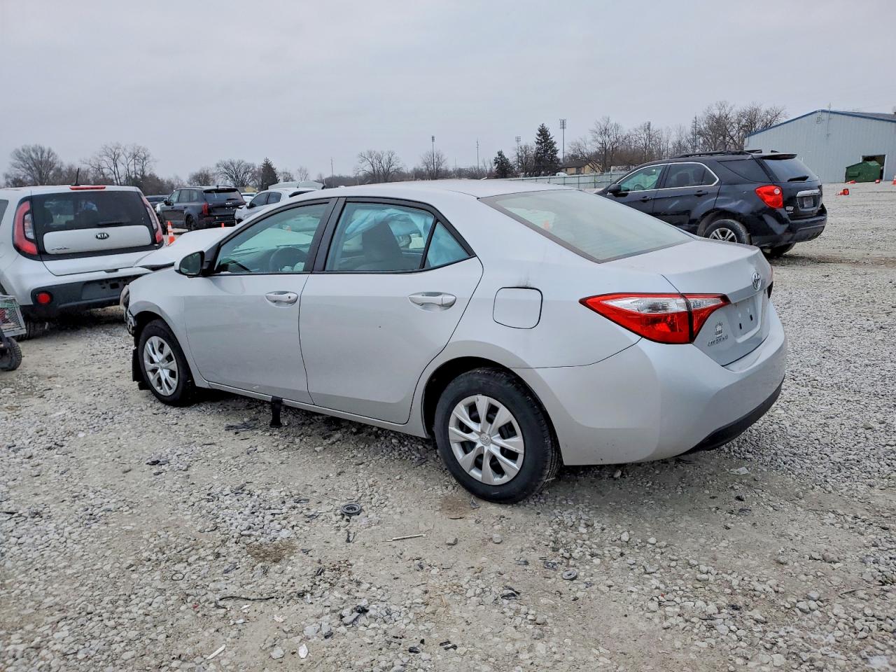 2014 TOYOTA COROLLA L photo 2