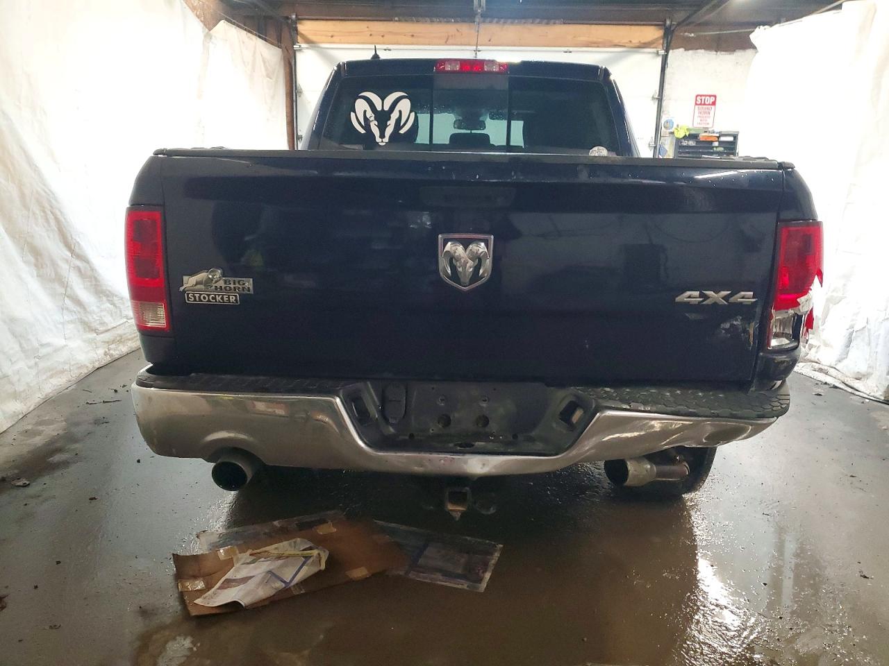 2014 RAM 1500 SLT photo 16