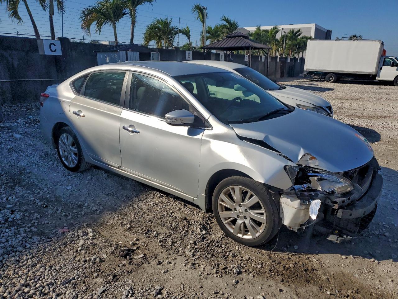 2013 NISSAN SENTRA S photo 4