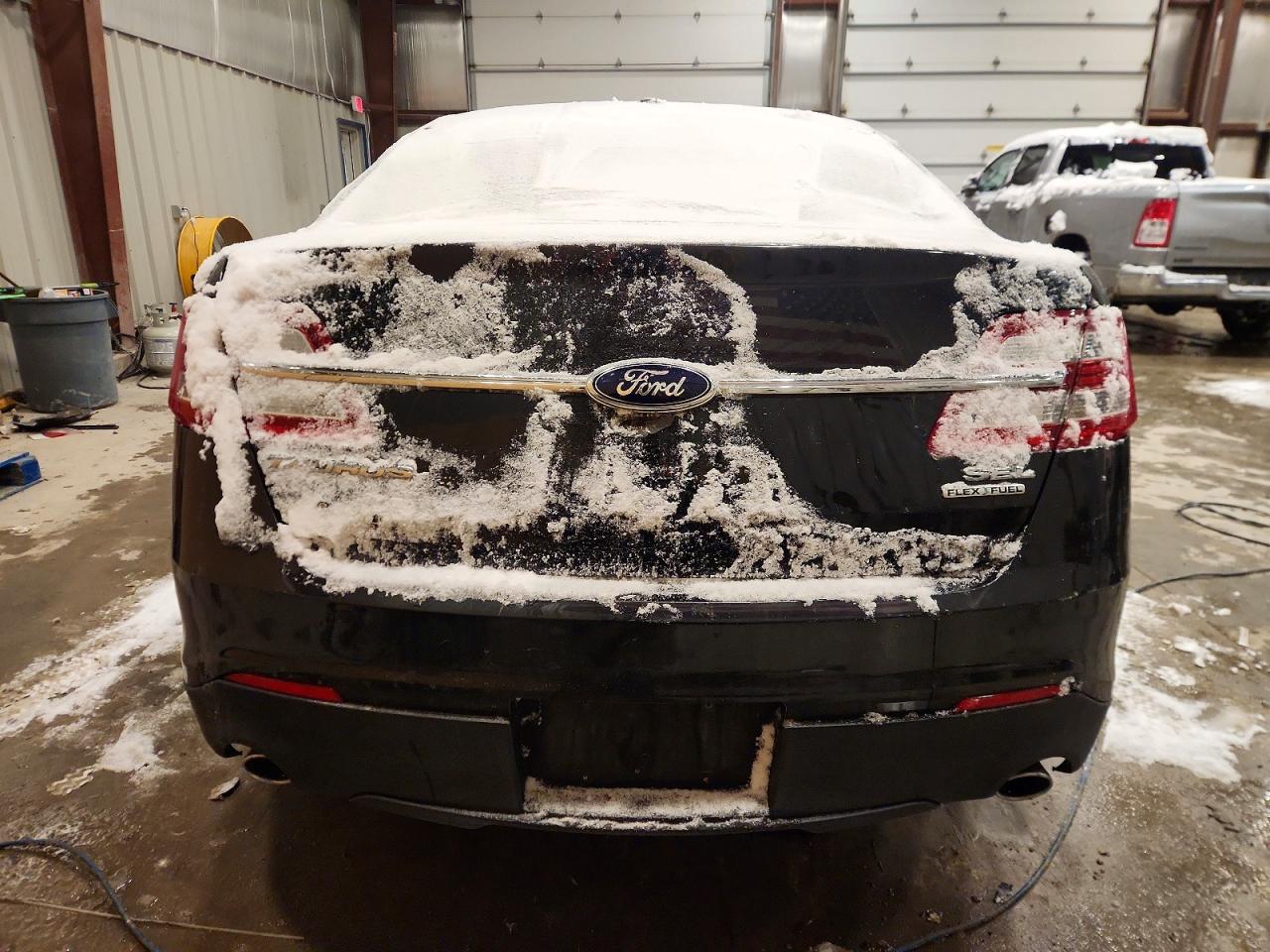 2014 FORD TAURUS SEL photo 6