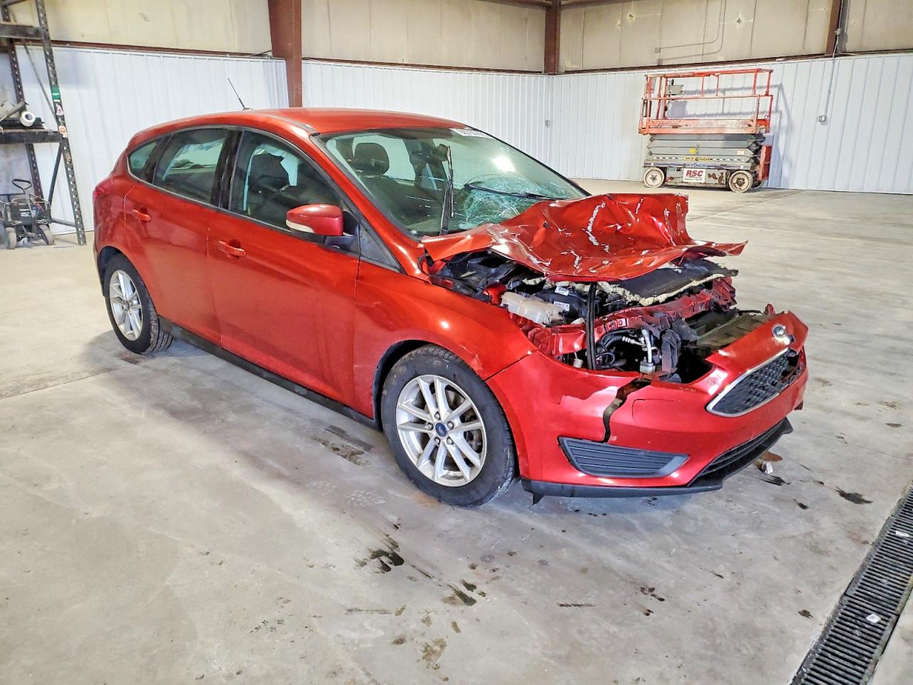 2018 FORD FOCUS SE photo 4