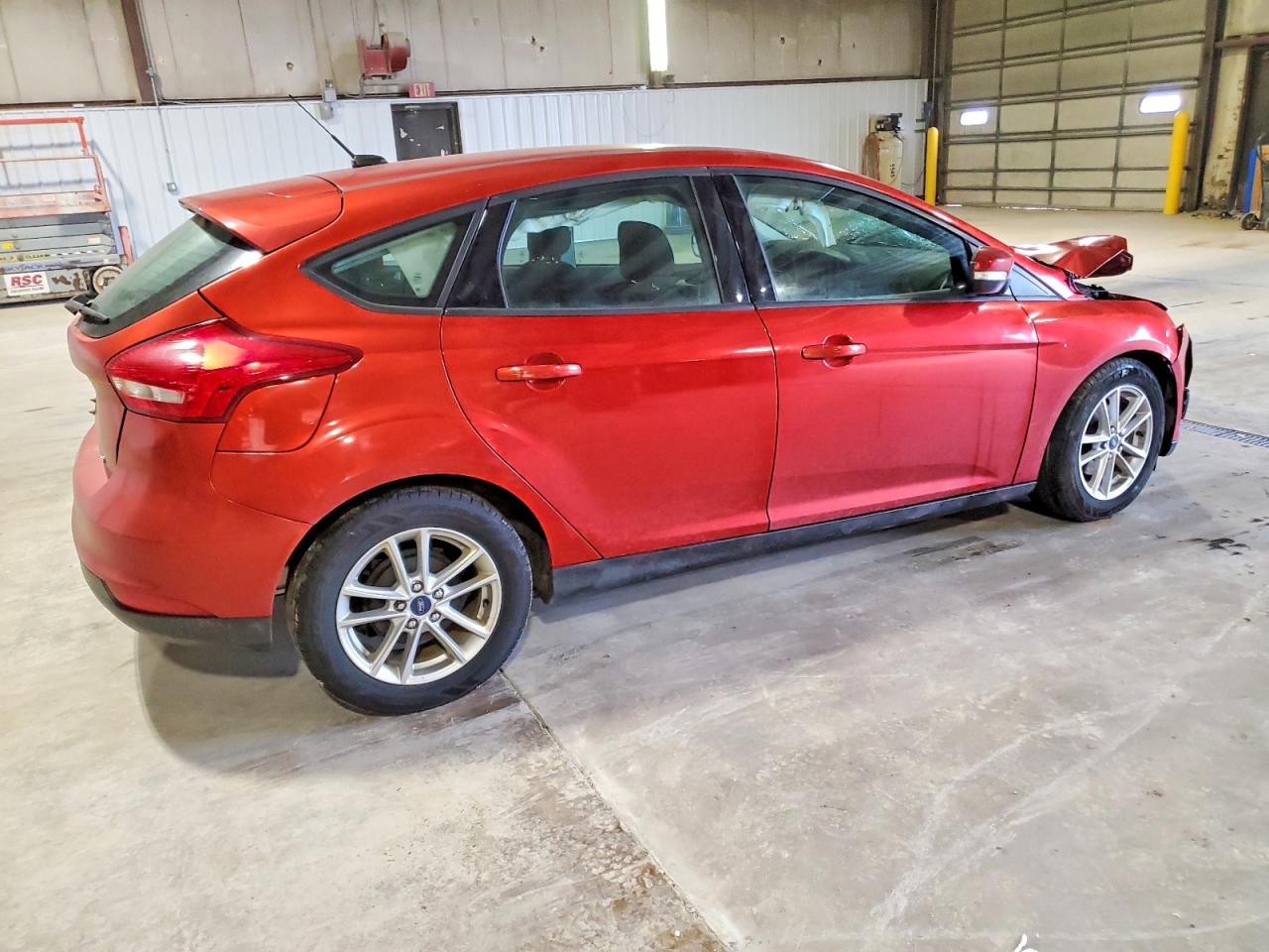 2018 FORD FOCUS SE photo 3