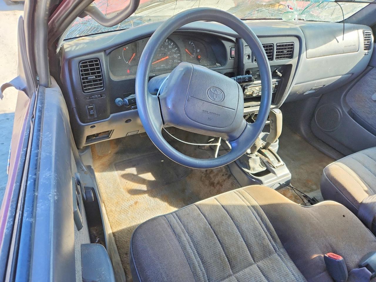 1998 TOYOTA TACOMA XTRACAB photo 15