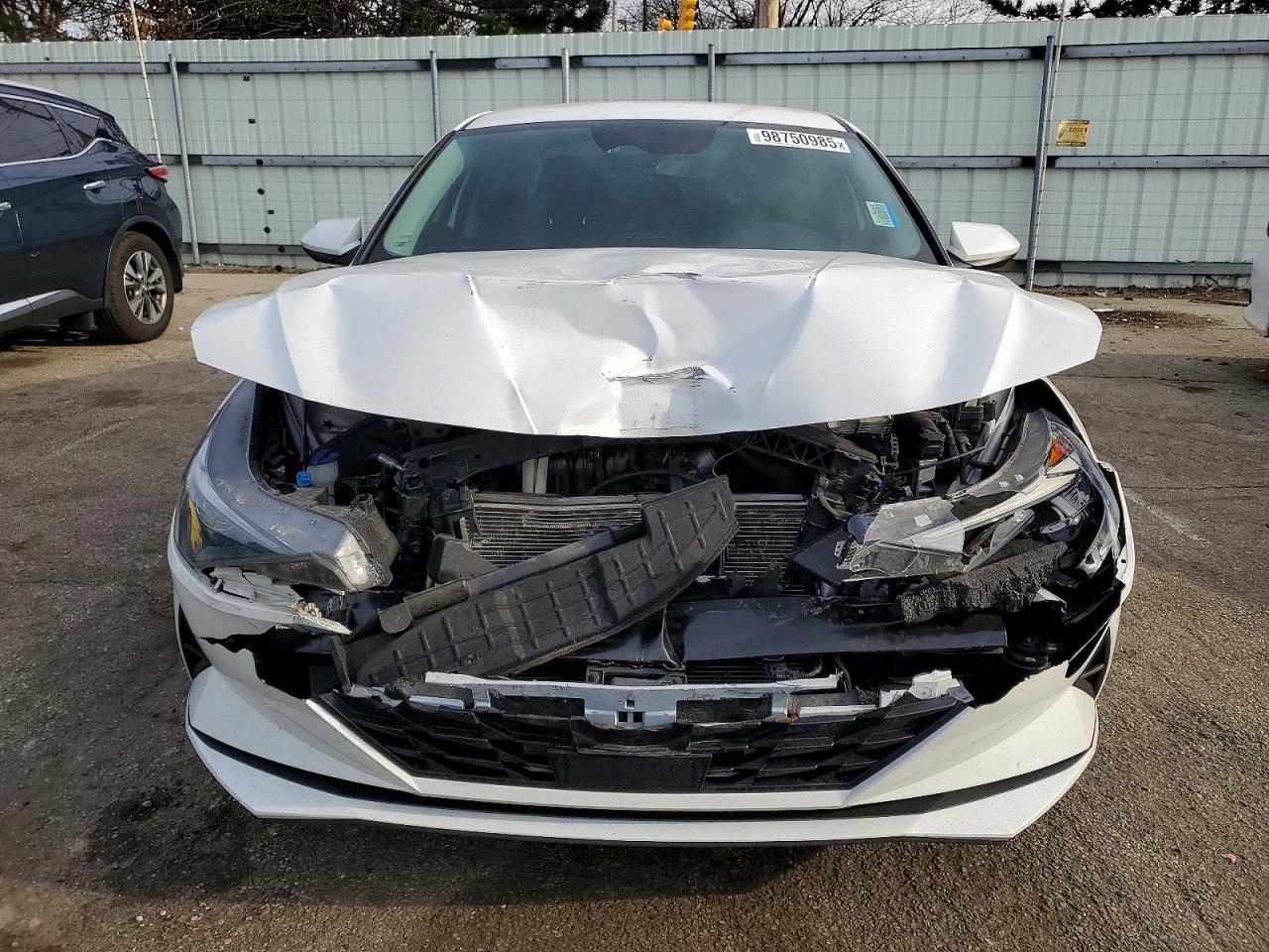 2023 HYUNDAI ELANTRA SEL photo 5