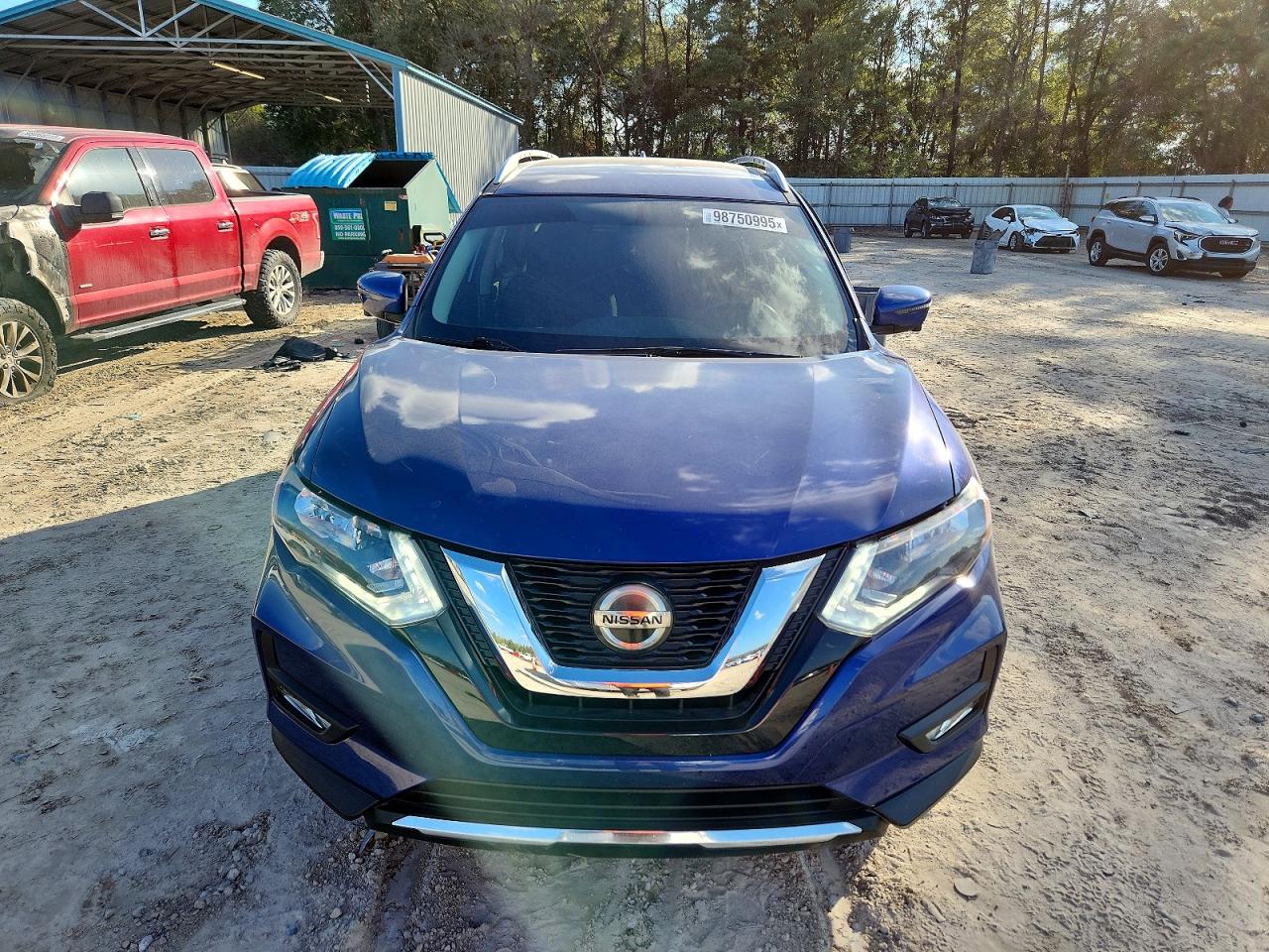 2018 NISSAN ROGUE S photo 5