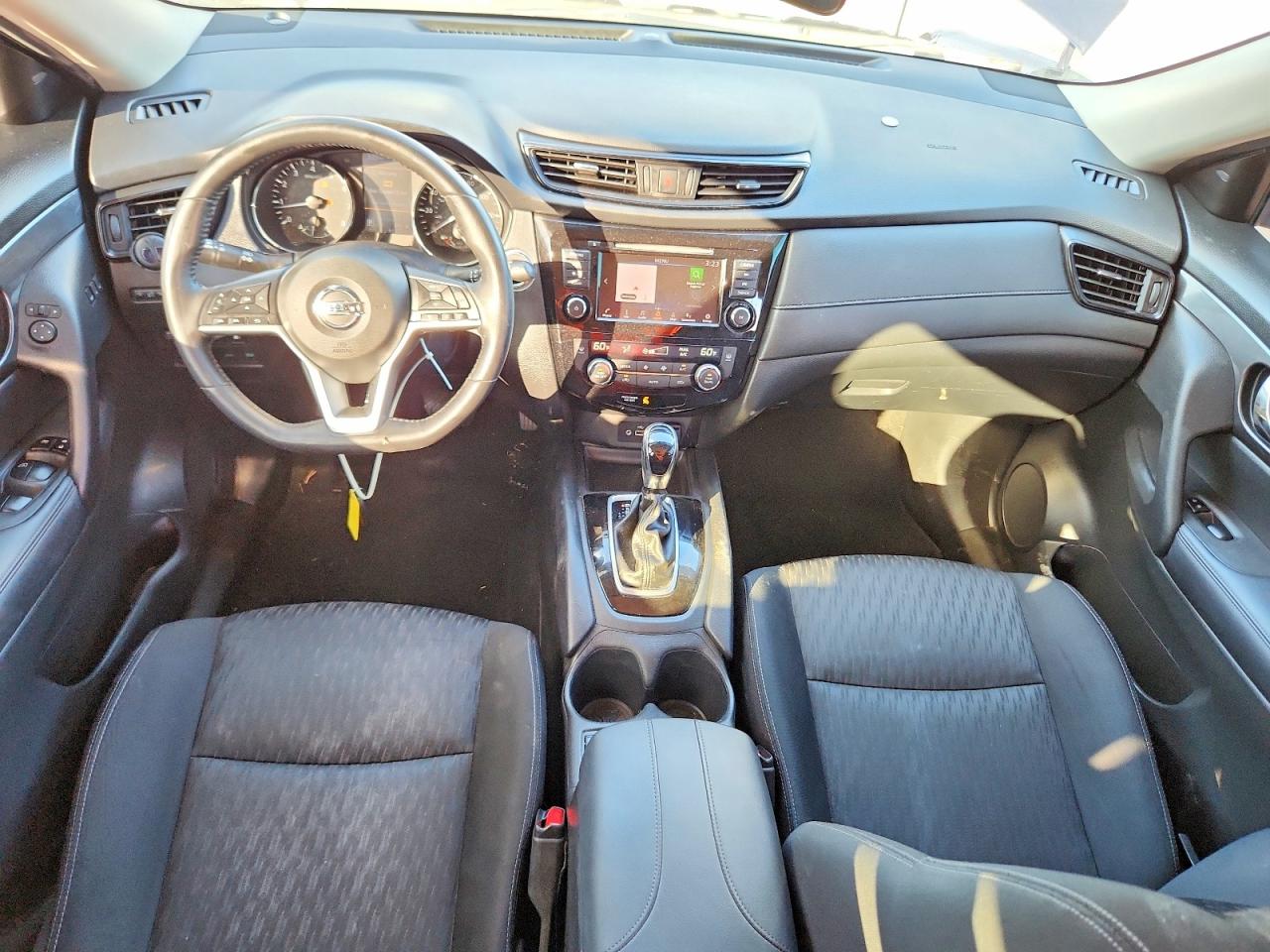 2018 NISSAN ROGUE S photo 8