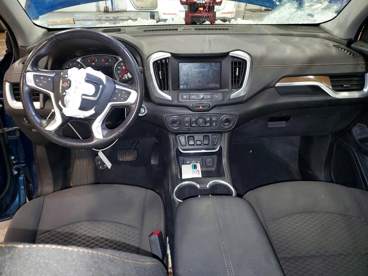 2020 GMC TERRAIN SLE photo 8