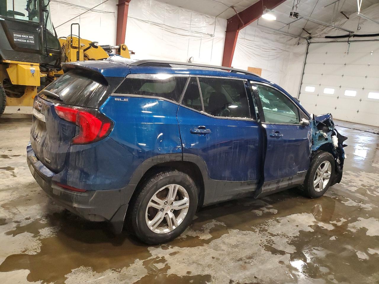 2020 GMC TERRAIN SLE photo 3