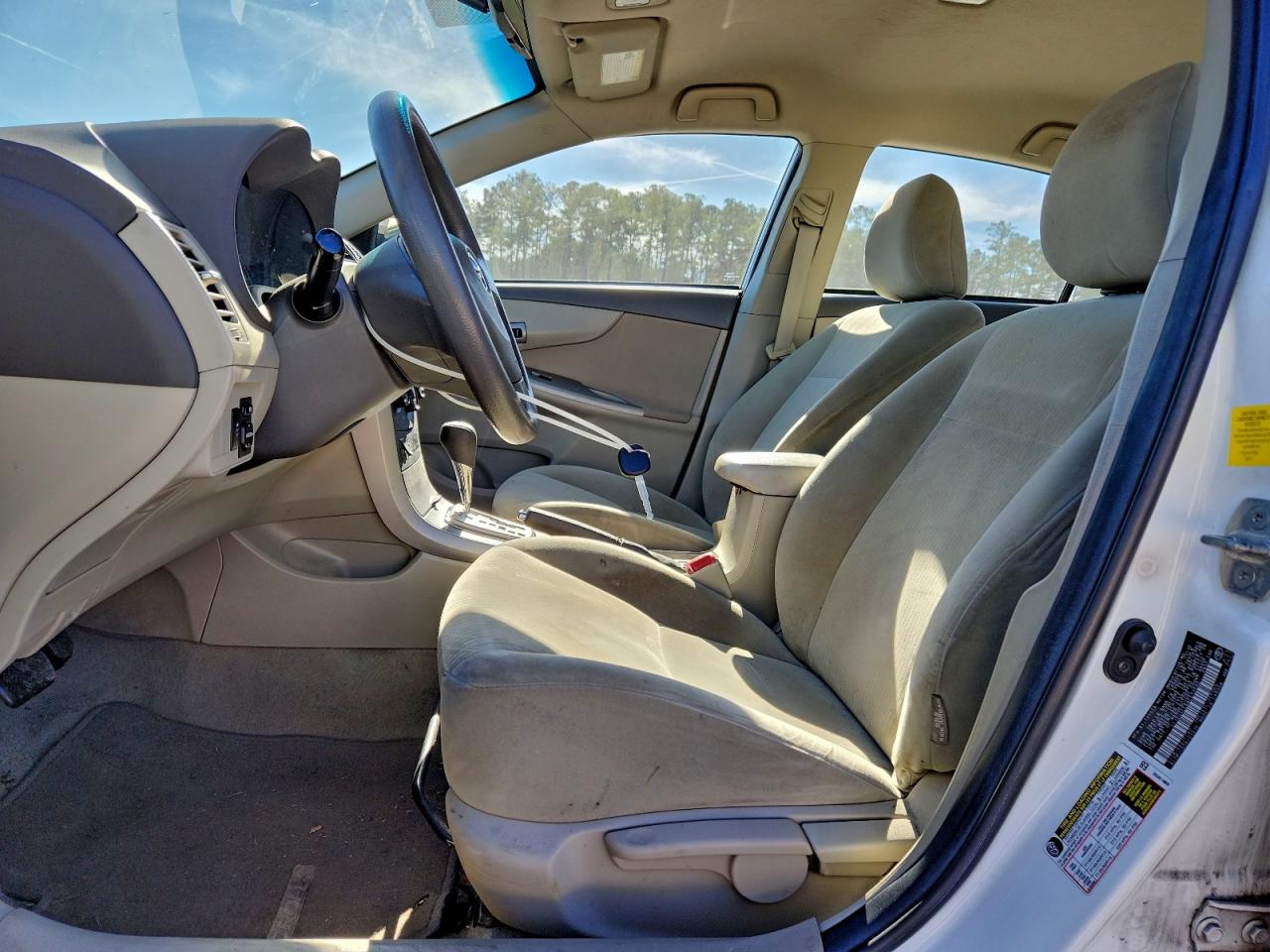 2010 TOYOTA COROLLA BASE photo 7