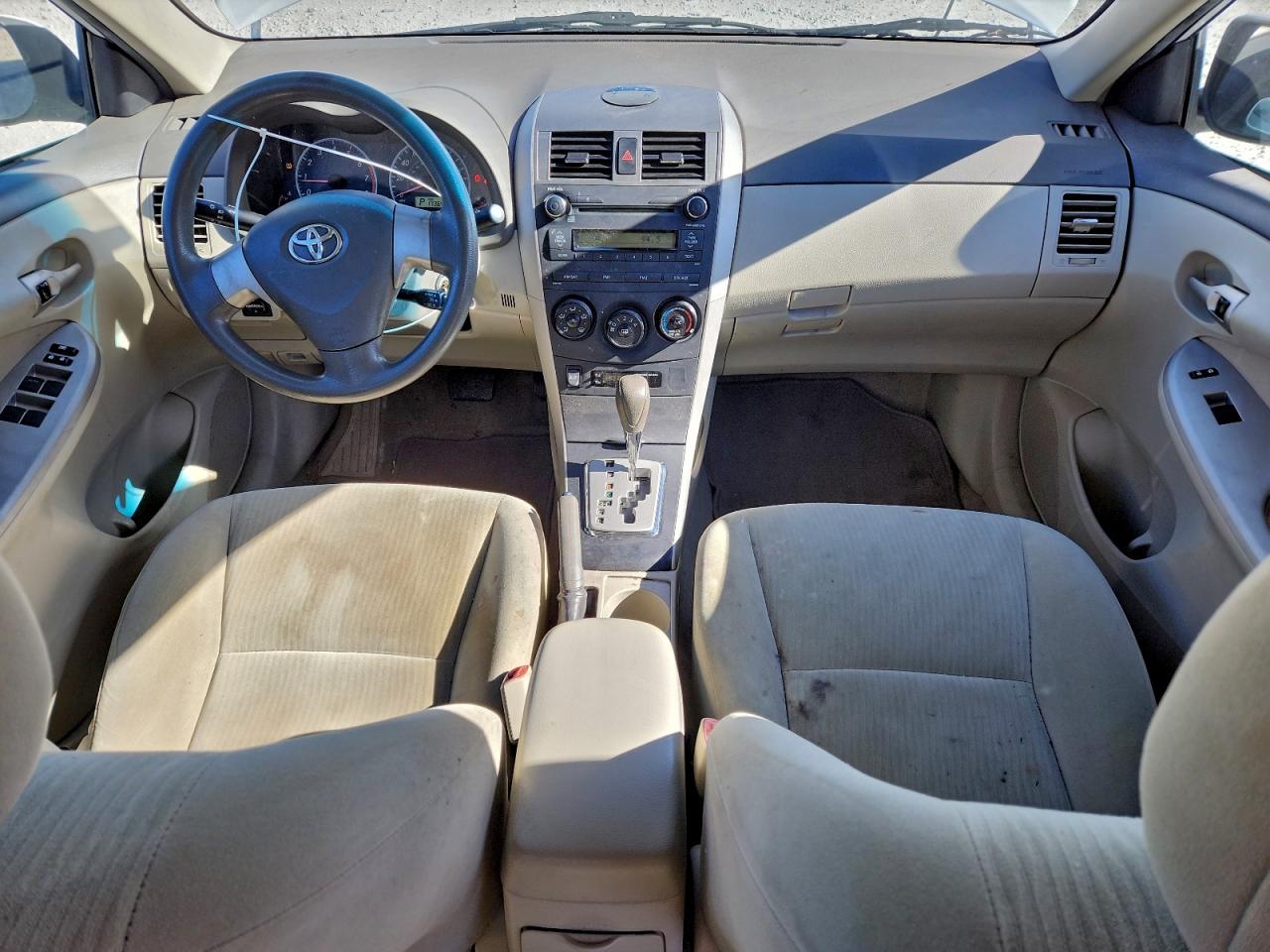 2010 TOYOTA COROLLA BASE photo 8