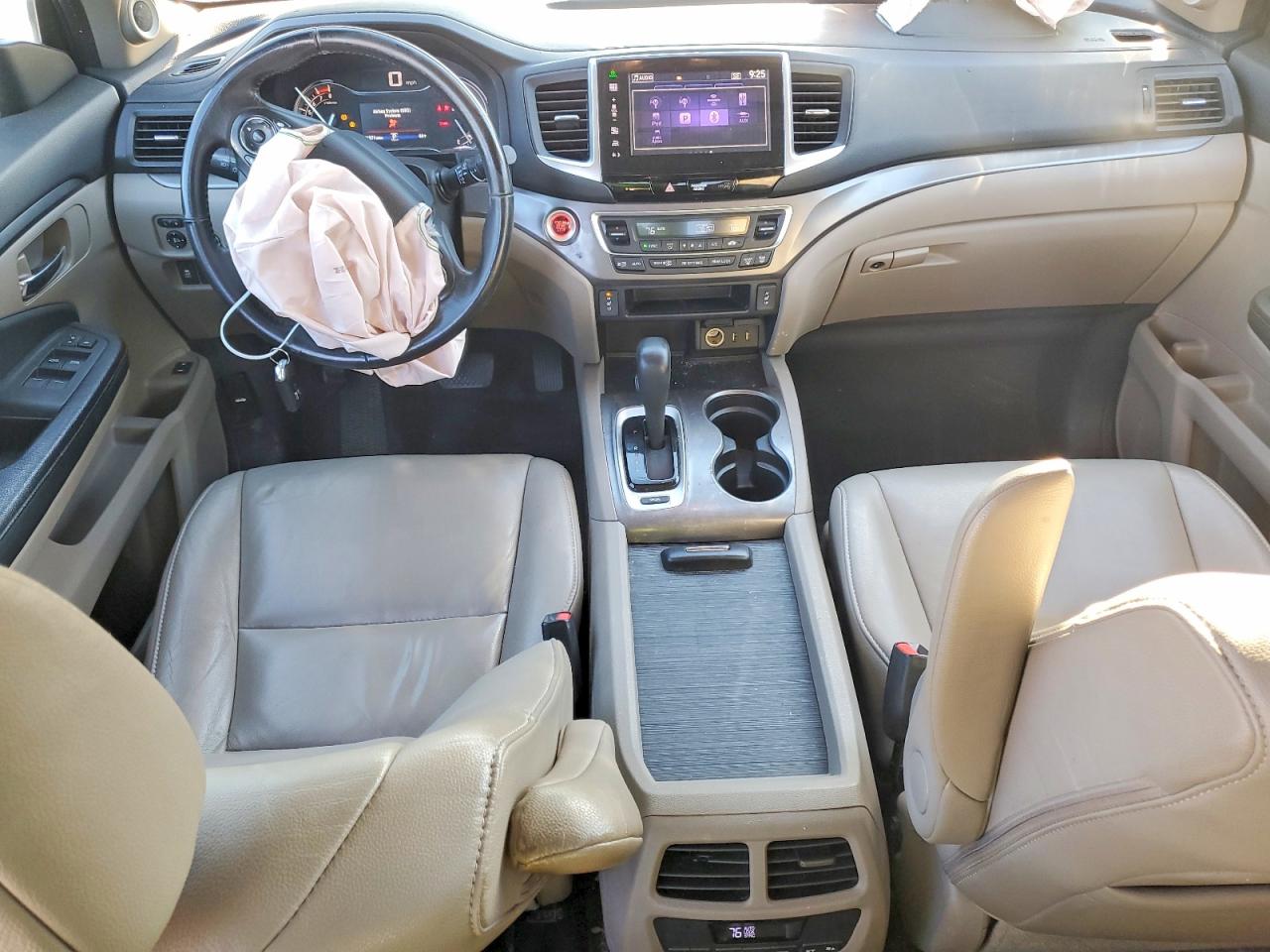 2016 HONDA PILOT EXL photo 8