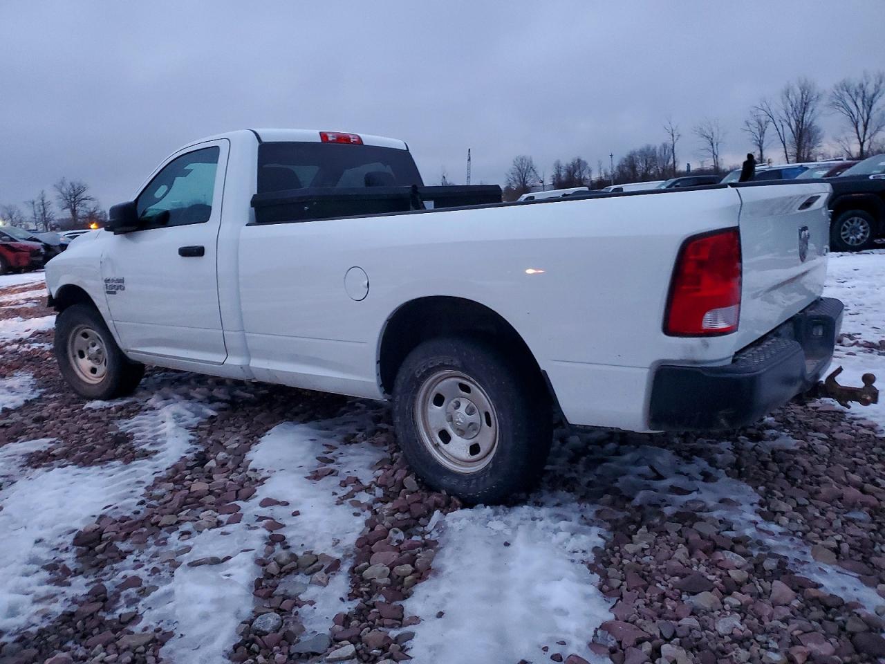 2022 RAM 1500 CLASSIC TRADESMAN photo 2