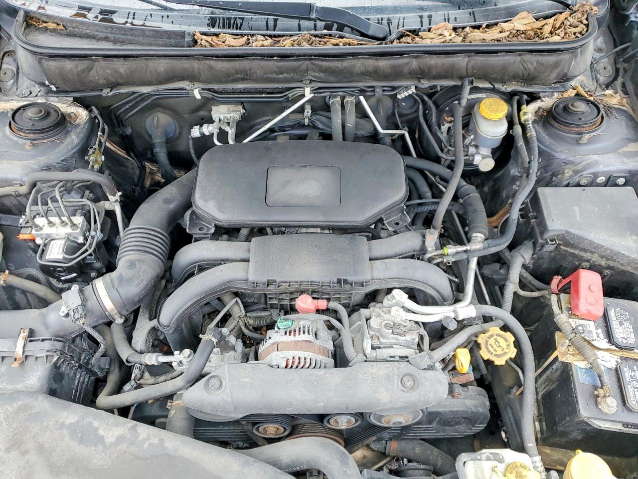 2011 SUBARU OUTBACK photo 12