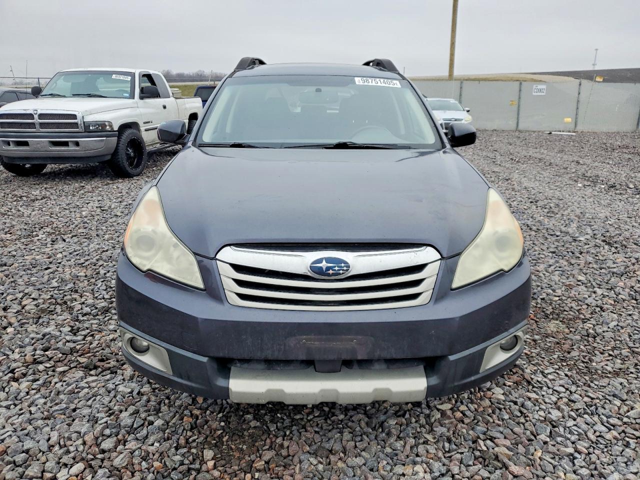 2011 SUBARU OUTBACK photo 5