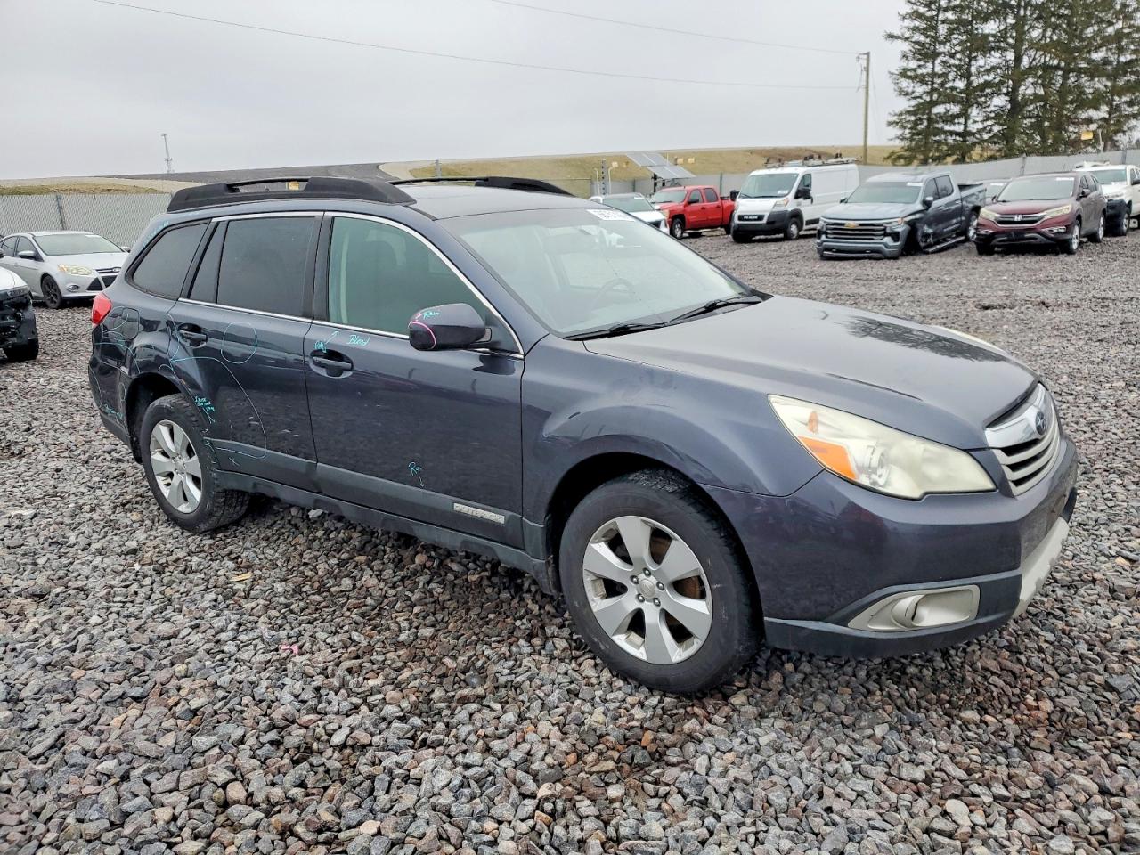 2011 SUBARU OUTBACK photo 4