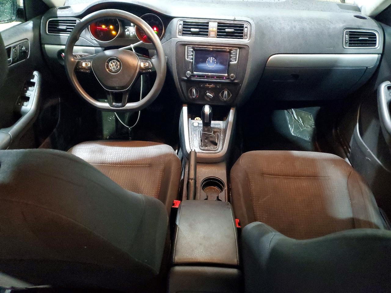 2016 VOLKSWAGEN JETTA SE photo 22