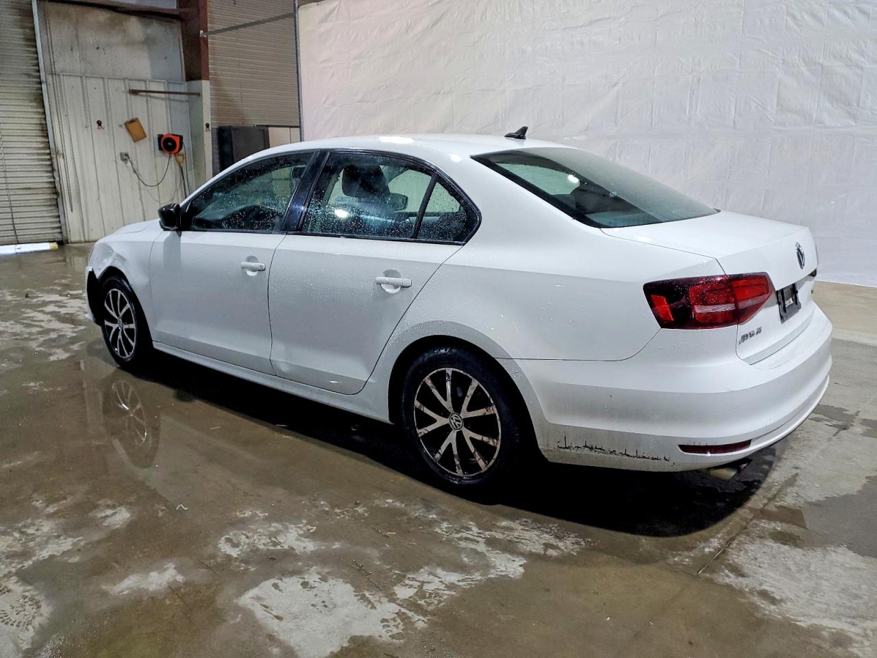 2016 VOLKSWAGEN JETTA SE photo 4