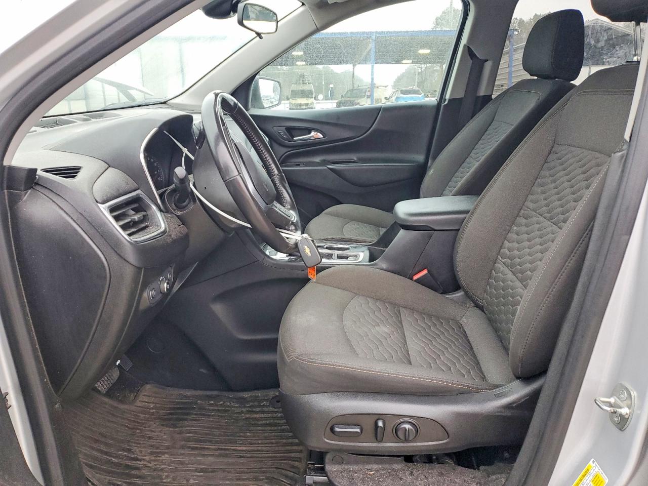 2021 CHEVROLET EQUINOX LT photo 7