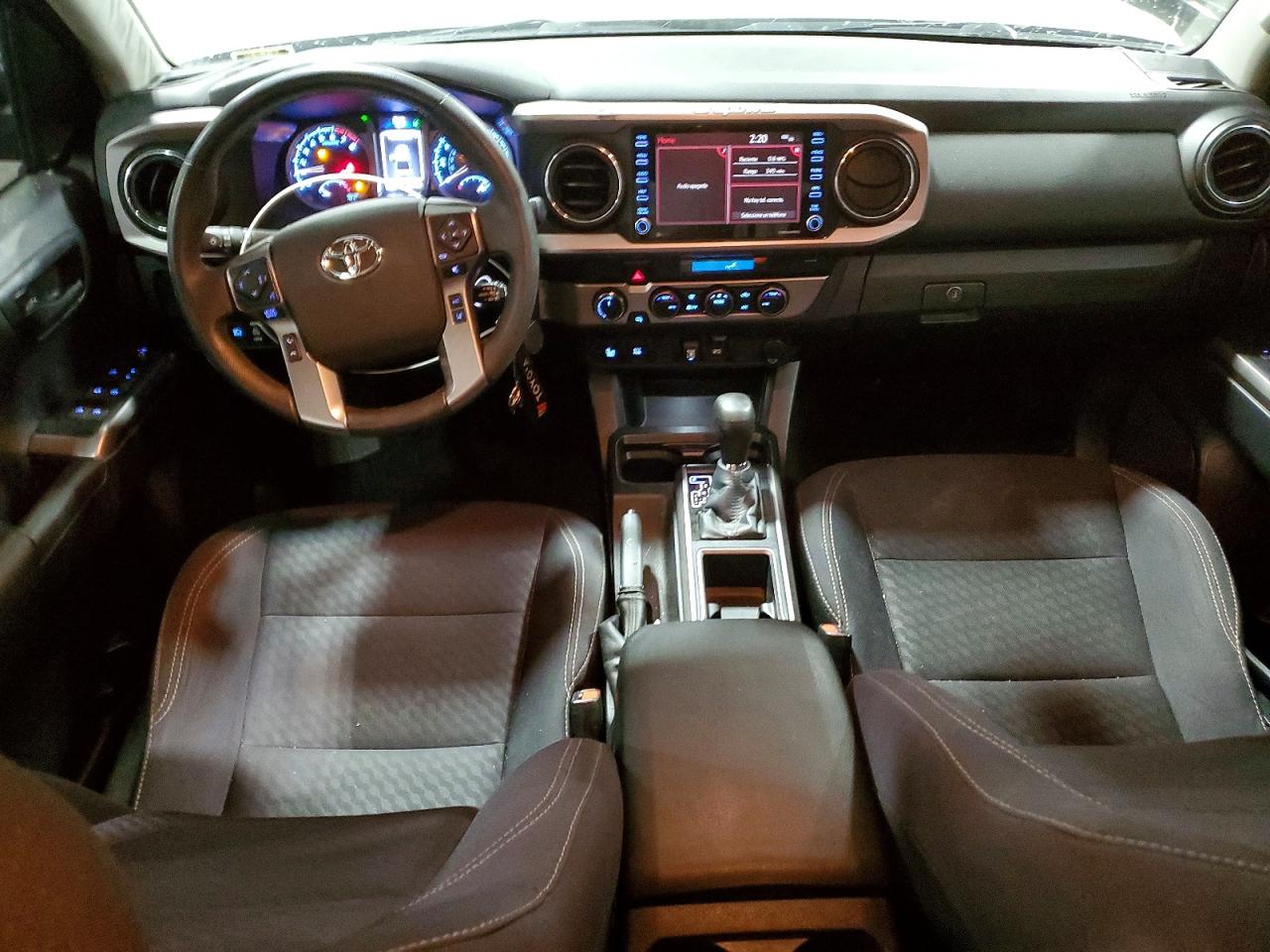 2021 TOYOTA TACOMA DOUBLE CAB photo 8