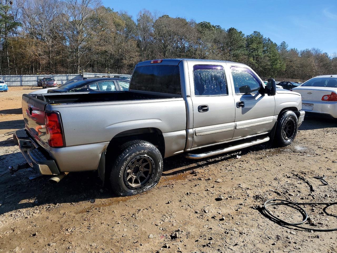 2006 CHEVROLET SILVERADO C1500 photo 3