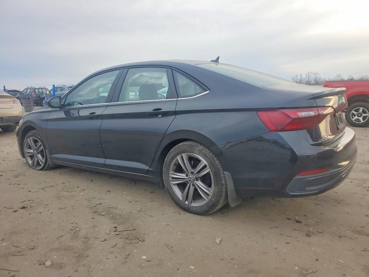 2024 VOLKSWAGEN JETTA SE photo 2