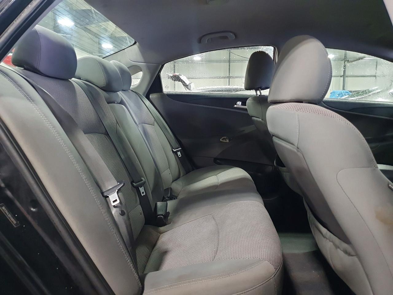 2013 HYUNDAI SONATA GLS photo 10