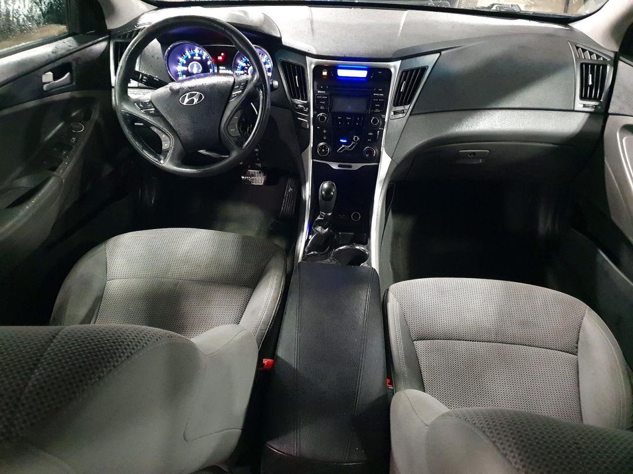 2013 HYUNDAI SONATA GLS photo 8