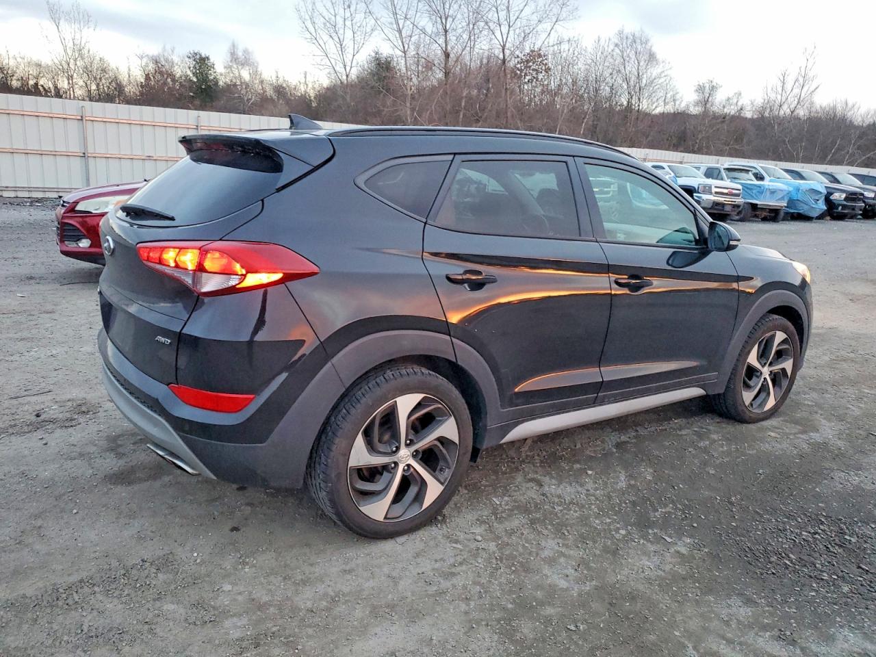2018 HYUNDAI TUCSON VALUE photo 3