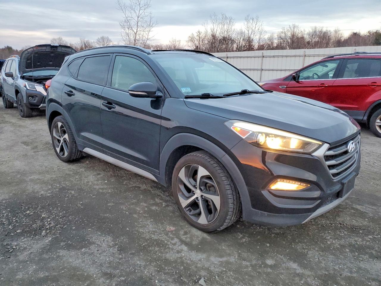 2018 HYUNDAI TUCSON VALUE photo 4