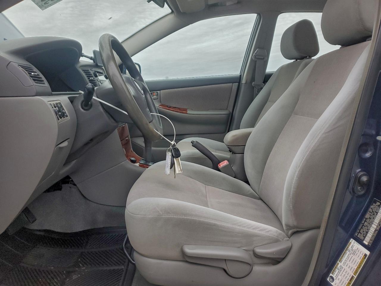 2008 TOYOTA COROLLA CE photo 7