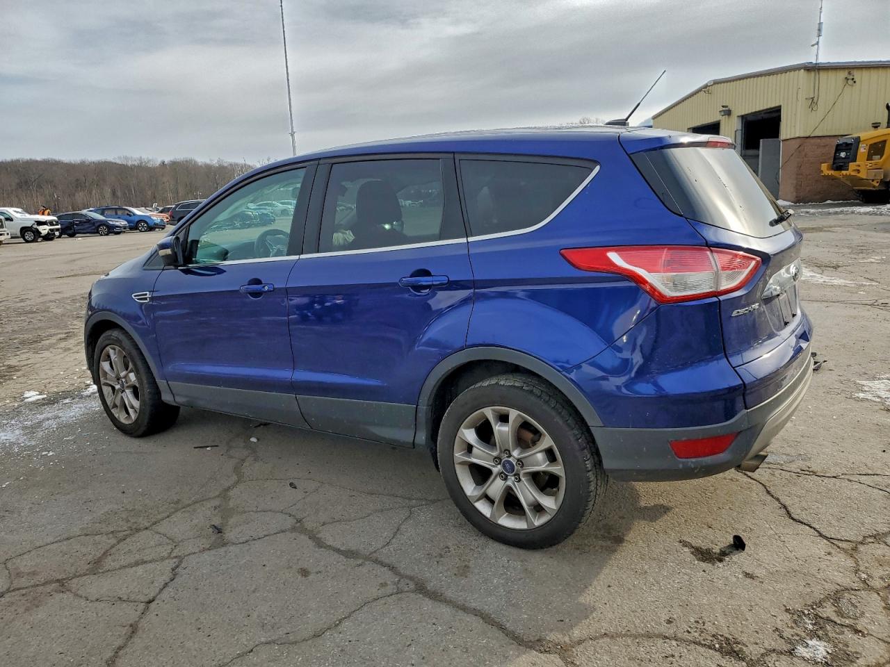 2013 FORD ESCAPE SEL photo 2