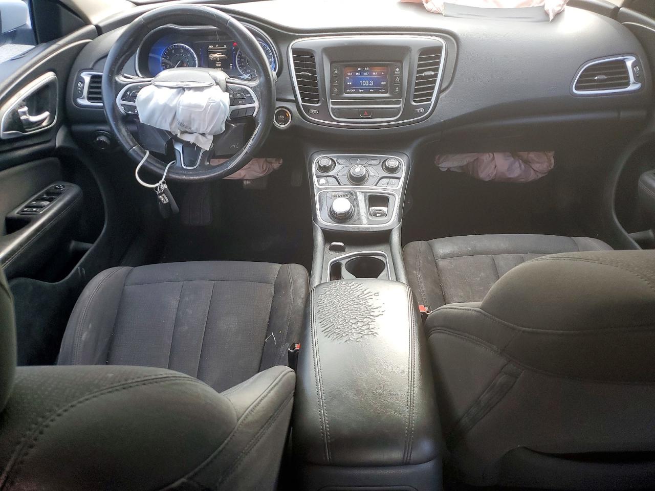 2015 CHRYSLER 200 LIMITED photo 8
