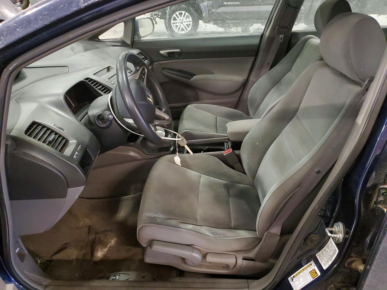 2011 HONDA CIVIC LX photo 7