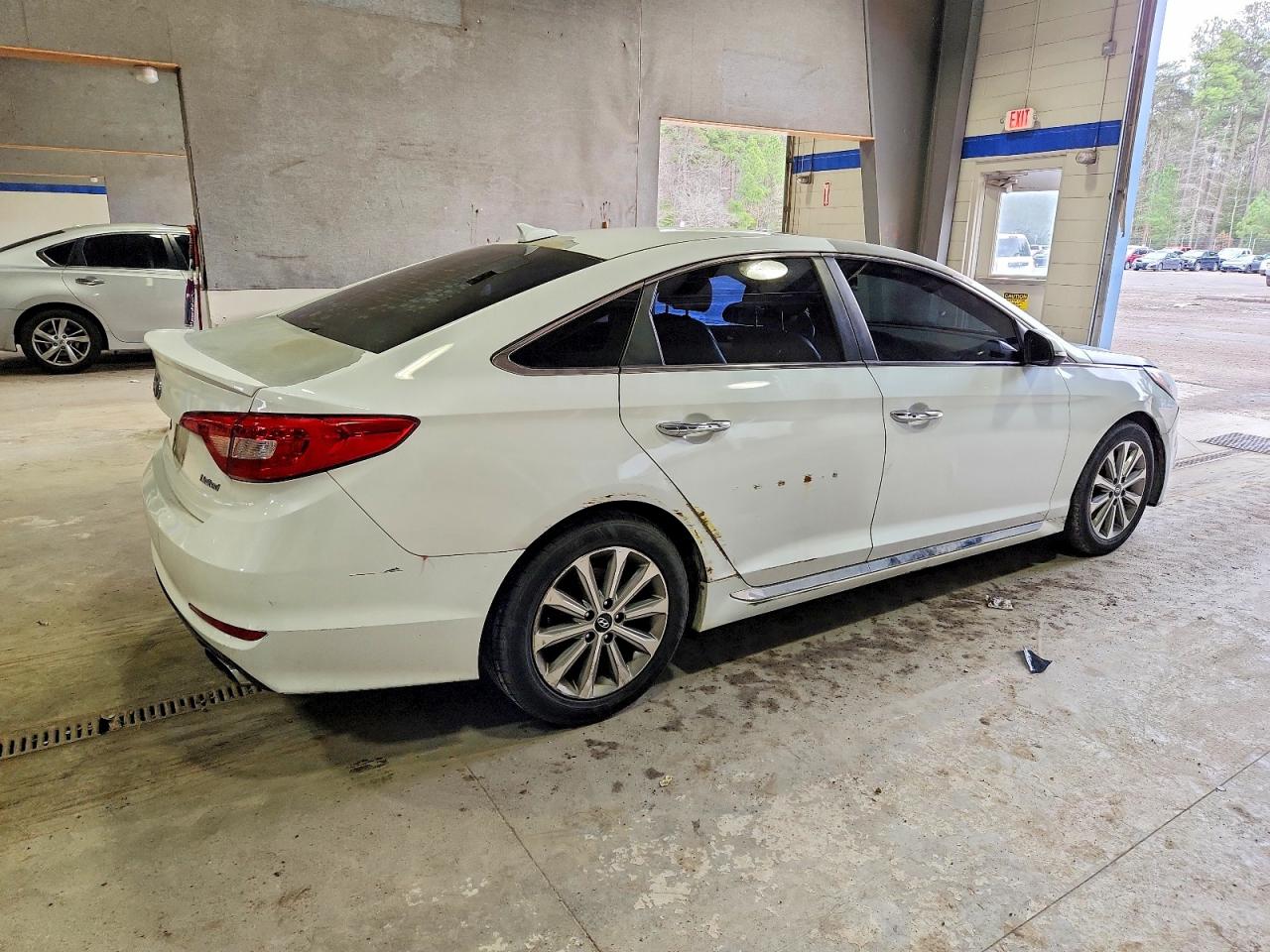 2017 HYUNDAI SONATA SPORT photo 3